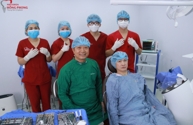 Nguyễn Phú Quý Thực Hiện Thành Công Cấy Ghép Implant