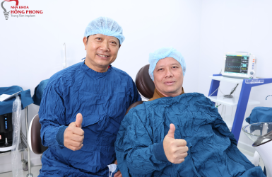Thầy Sư Hải Phong Thực Hiện Thành Công Cấy Ghép Implant